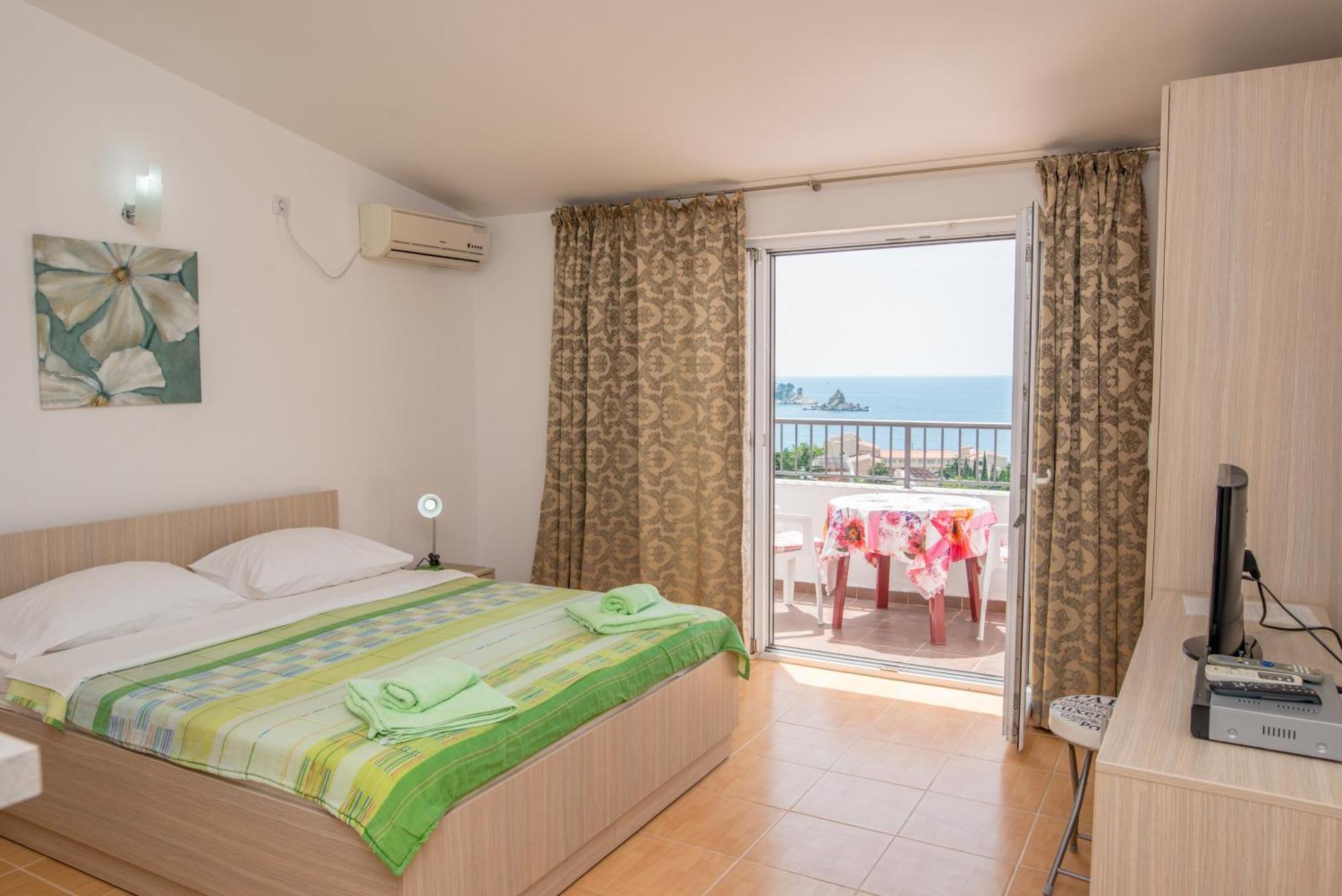 Villa Vjera Petrovac 部屋 写真