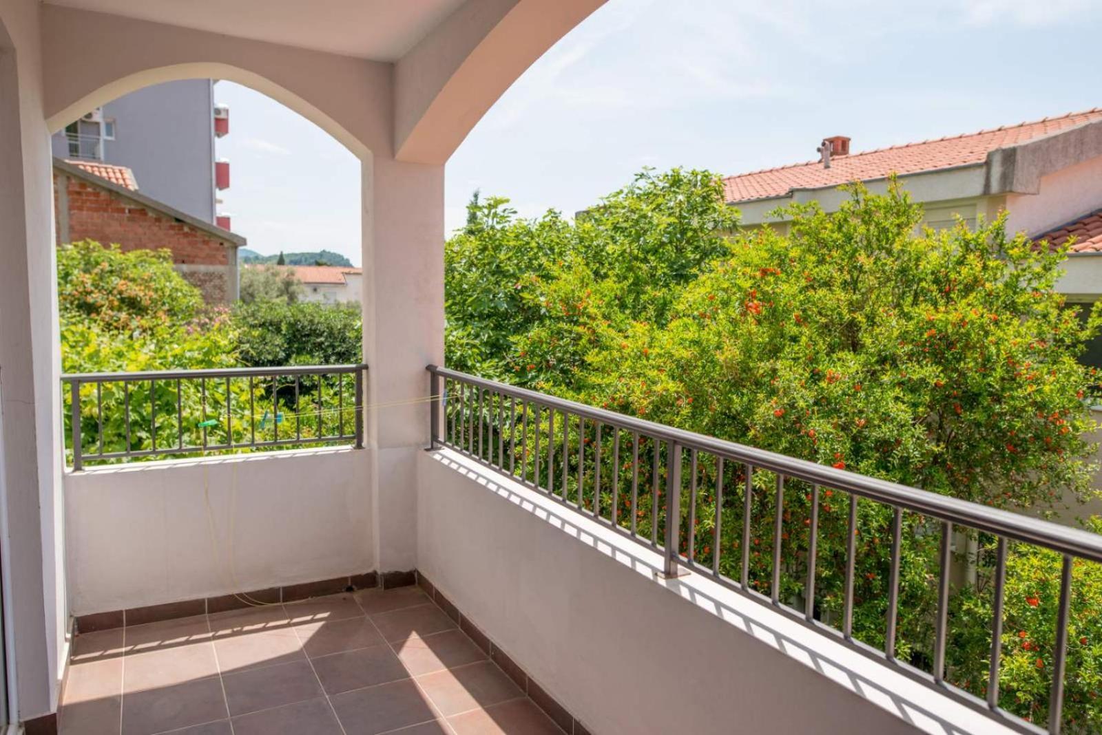 Villa Vjera Petrovac エクステリア 写真